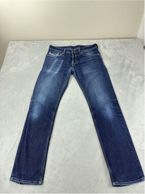 Diesel Men's Size 33 W X 32 L Waykee Regular Straight Button Fly Blue Jeans